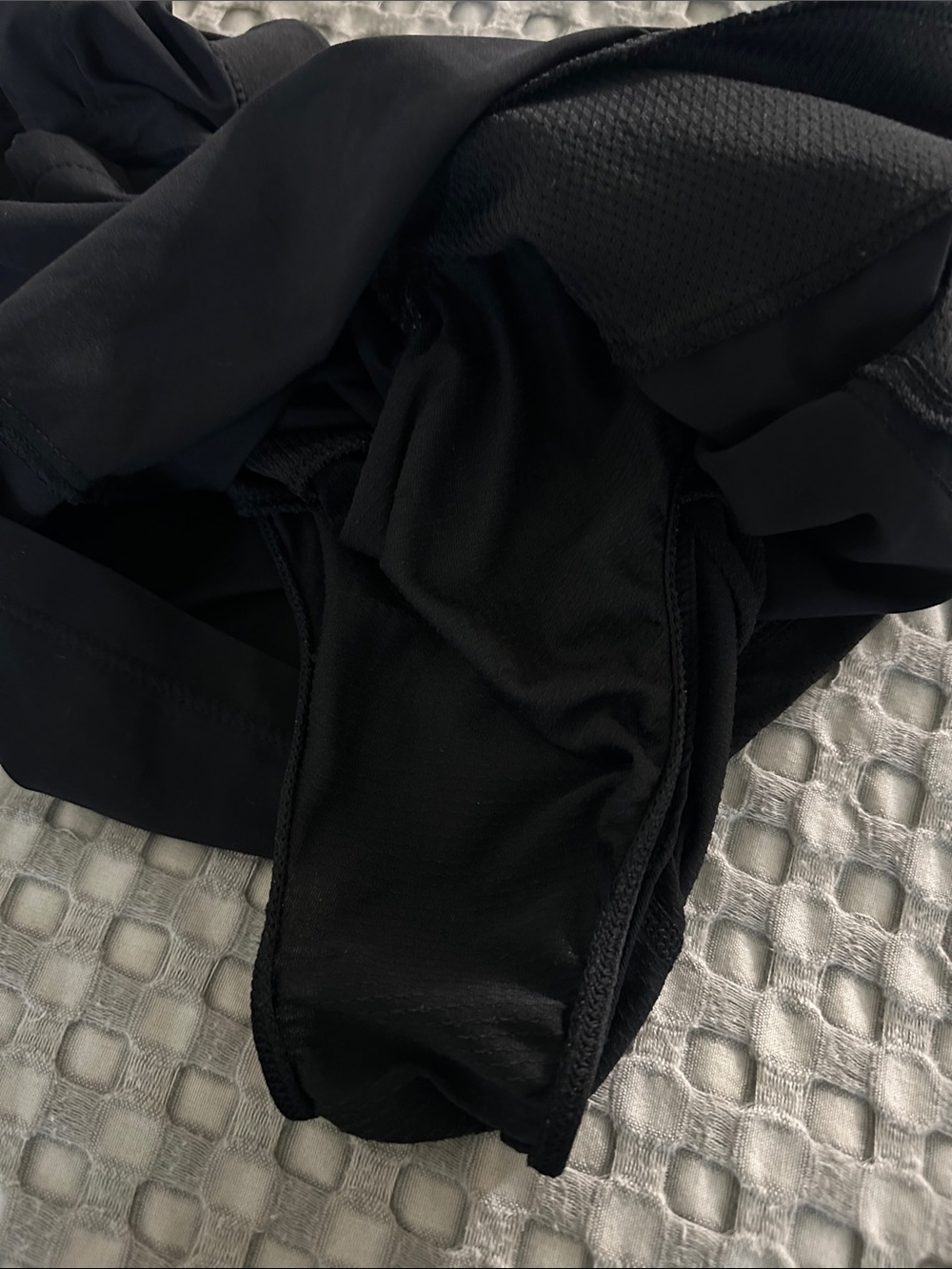 Under Armour Black Women's Performance Running Shorts - Picture 7 of 7